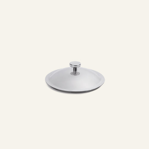 Circular Titanium Pro Lid 20 cm stainless steel pot lid with a center handle.